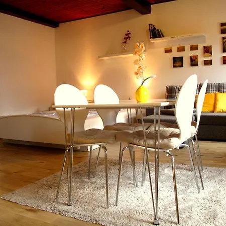 Apartma Riverbank Studio
