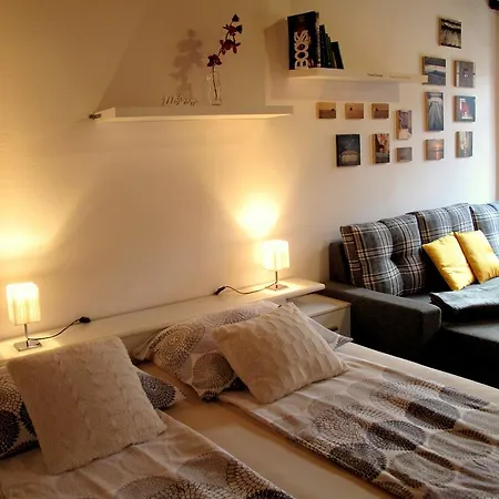Riverbank Studio * Liubliana